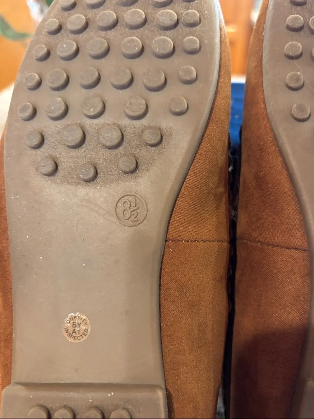 St. John's Bay Women's Chestnut Suede Fleece-Lined Moccasins       Size 8.5 - Picture 11 of 14